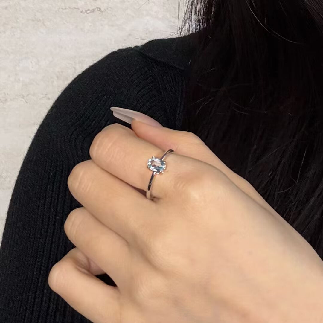 Bague à la Topaze Bleue Ajustable – Argent 925, Bijou Bureau Tendance - Biloria