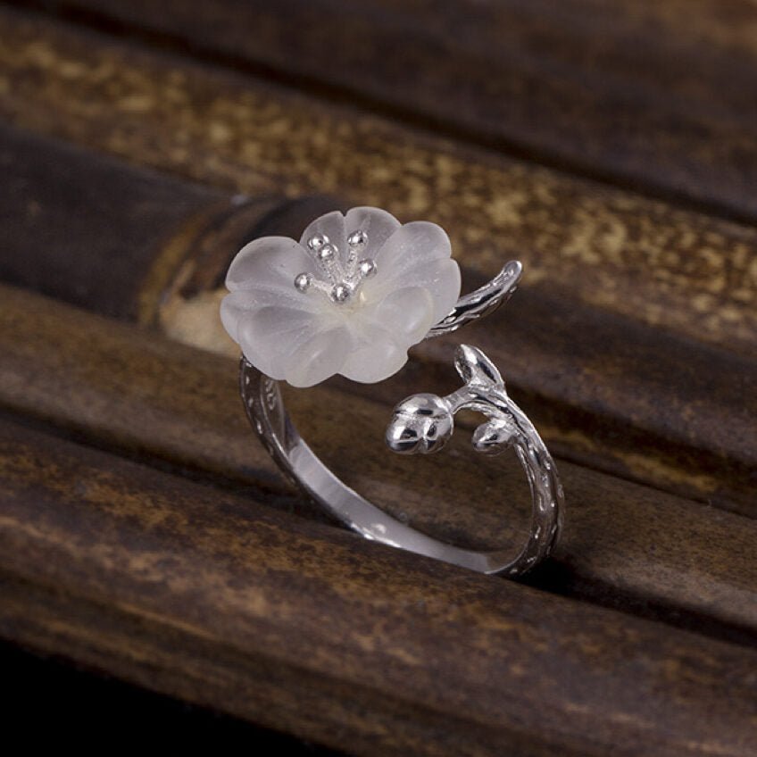 Bague Ajustable Quartz Clair et Argent 925 – Fleur de Tranquillité - Biloria