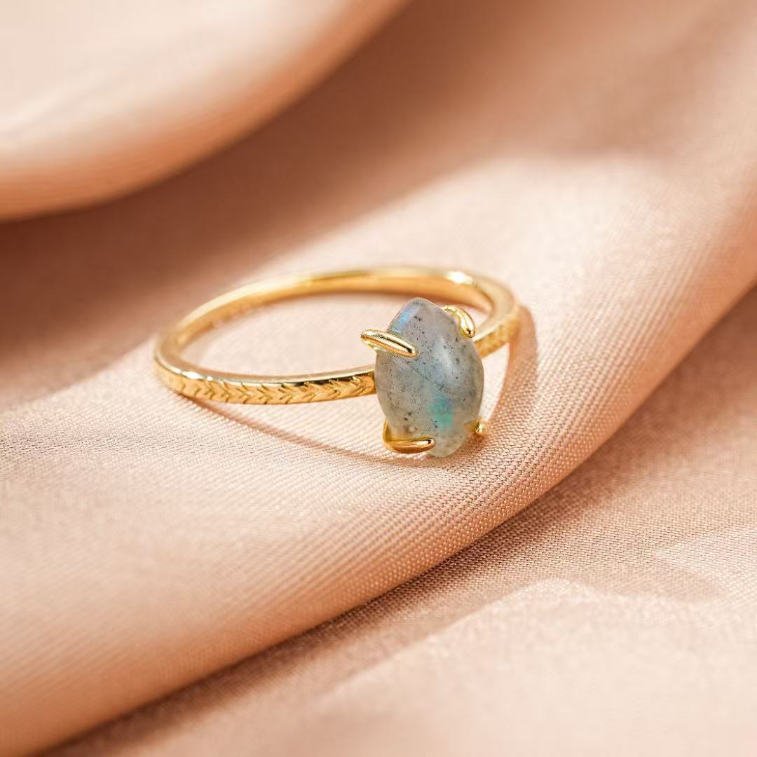 Bague en labradorite et argent plaqué or 14K – protection et intuition - Biloria