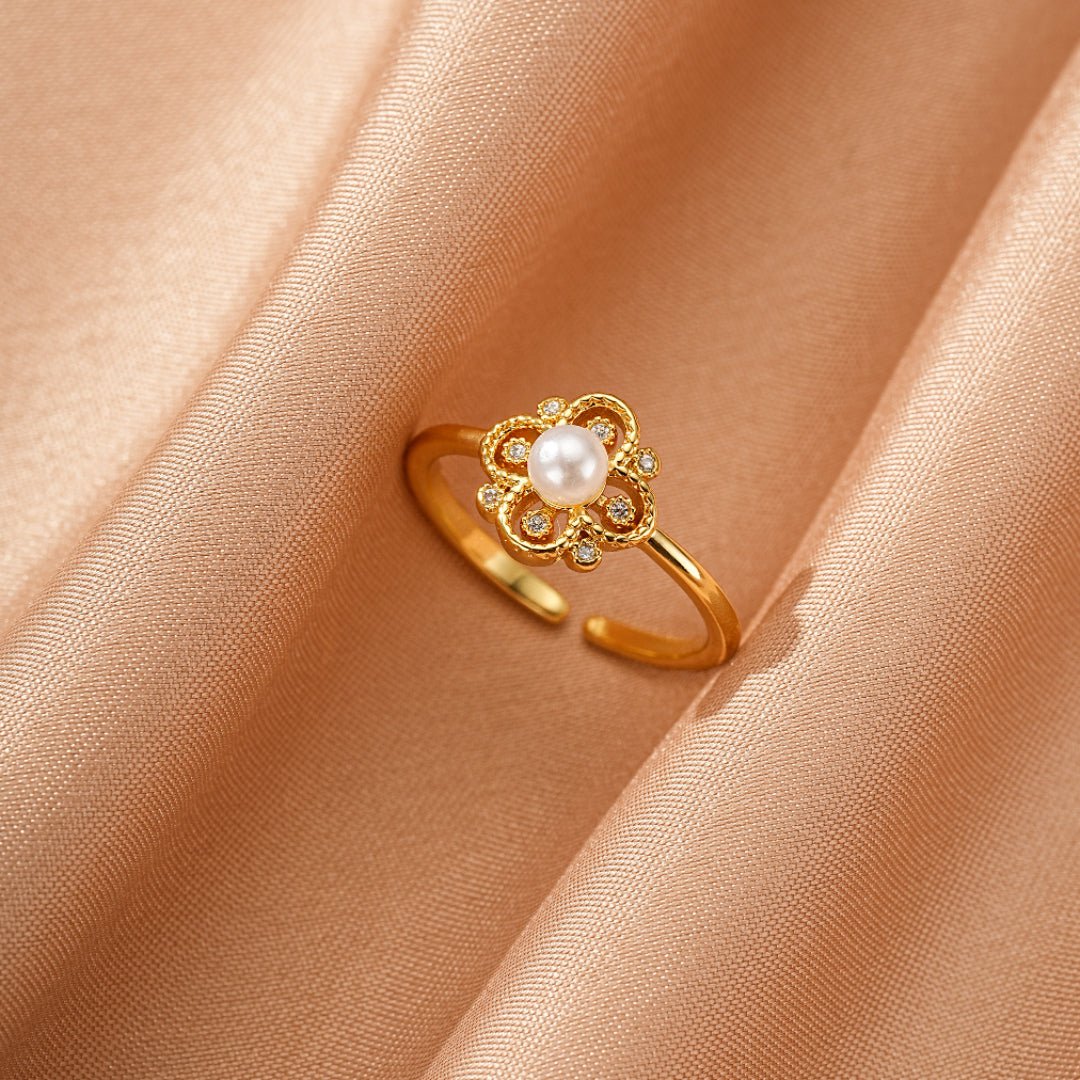 Bague Perle Fleur Dorée Plaqué Or 18K Ajustable - Biloria