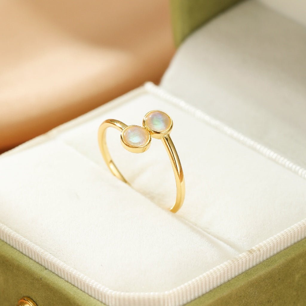 Bague Pierre de Lune Ajustable – Bijou Féminin Argent Plaqué Or - Biloria