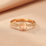 Bague Quartz Rose : amour de soi et élégance dorée - Biloria