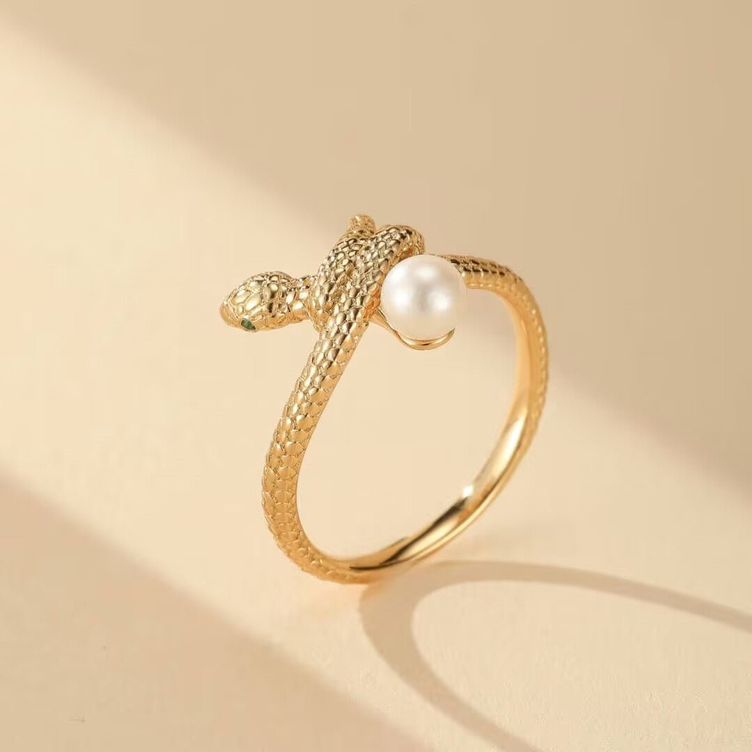 Bague Serpent Perle Chant Opalin – Bijou Symbolique Argent Plaqué Or - Biloria
