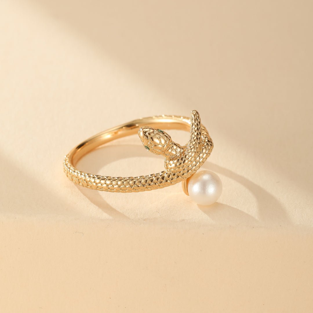 Bague Serpent Perle Chant Opalin – Bijou Symbolique Argent Plaqué Or - Biloria