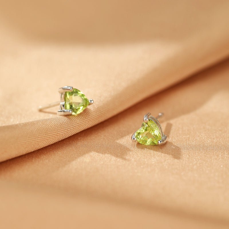 Boucles d'Oreilles en Péridot et Argent 925 – Cœur Verdoyant - Biloria