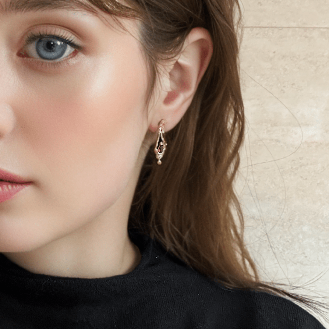 Boucles d'Oreilles Grenat et Zircon – Cadeau Élégant pour Femme - Biloria