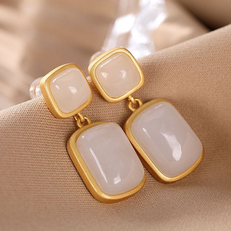 Boucles d'Oreilles Jade – Argent Plaqué Or, Harmonie et Pureté - Biloria