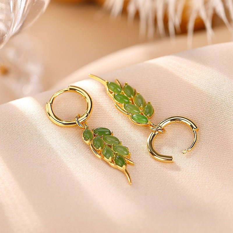 Boucles d'Oreilles Jade Feuilles Argent Plaqué Or - Biloria