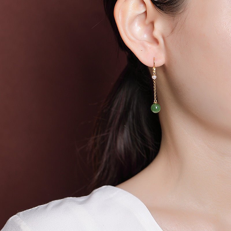Boucles d'Oreilles Pendantes Jade et Perle, Harmonie Argent Plaqué Or - Biloria