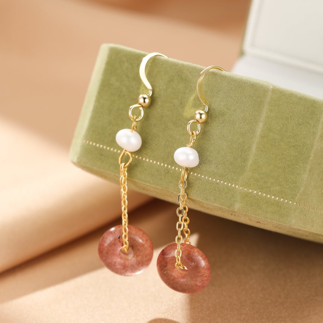 Boucles d'oreilles pendantes Quartz Fraise et Perle - Biloria
