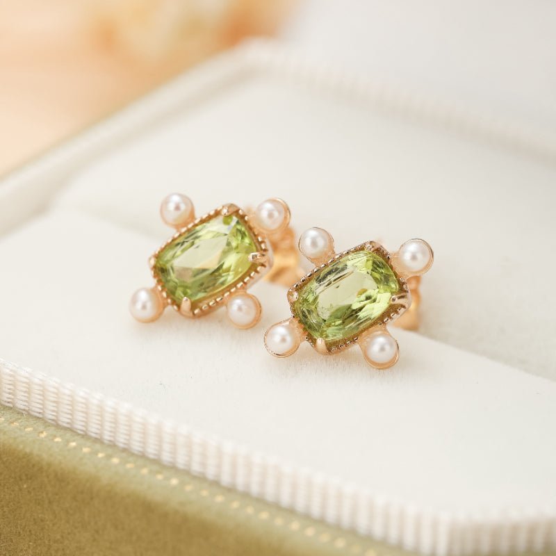 Boucles d'Oreilles Péridot et Perle Carrées en Argent Plaqué Or - Biloria