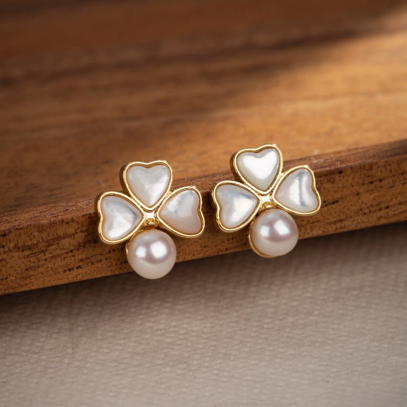 Boucles d'Oreilles Trèfle Perle Nacre Plaqué Or – Cadeau Féminin - Biloria