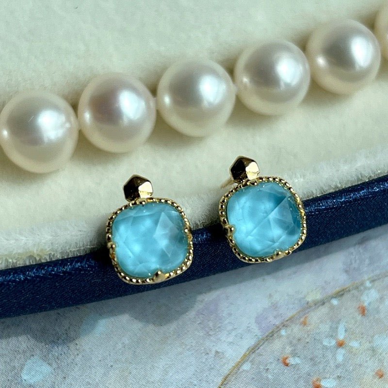 Boucles d'Oreilles Turquoise – Étreinte du Ciel, Argent Plaqué Or - Biloria