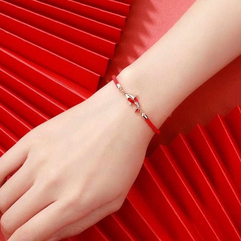 Bracelet Fil Rouge Carpe Koï : Chance et Force Intérieure - Biloria
