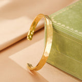 Bracelet Jonc Acier Inoxydable Doré Martelé - Bijou Énergie Solaire - Biloria