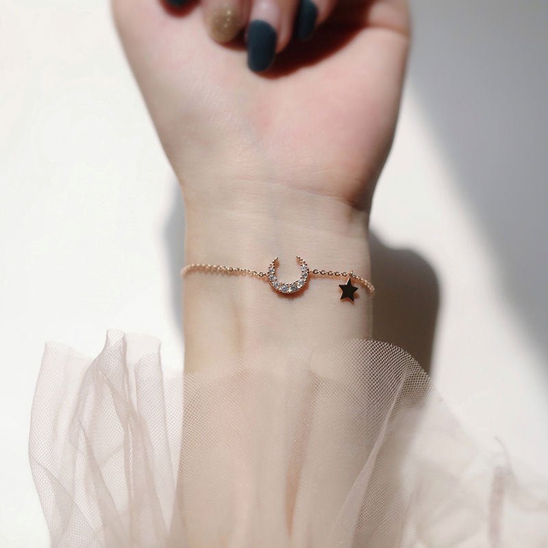 Bracelet Lune et Étoile Argent 925 – Bijou Féminin Taille Réglable - Biloria