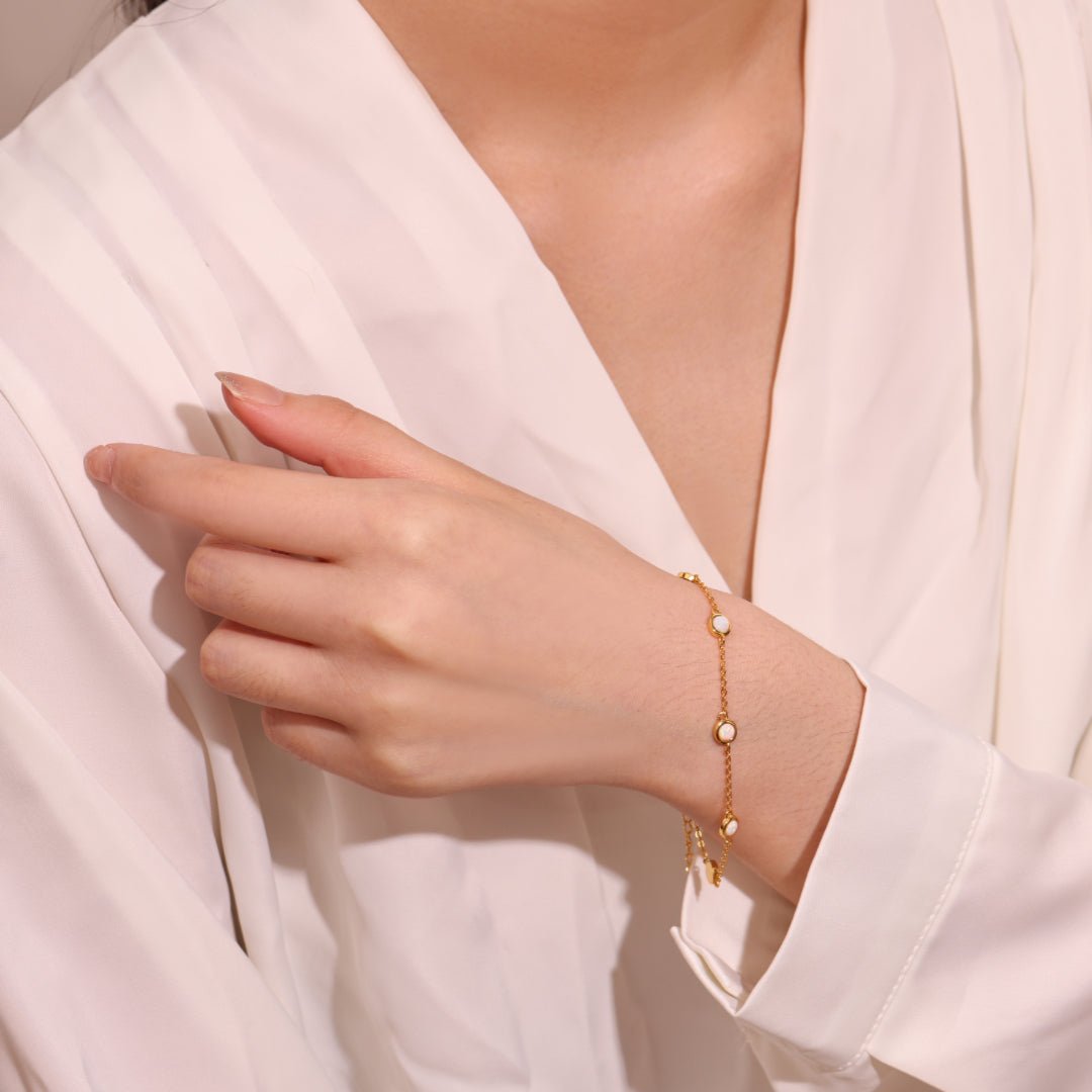 Bracelet Opale Argent Plaqué Or – Harmonie et Pureté - Biloria