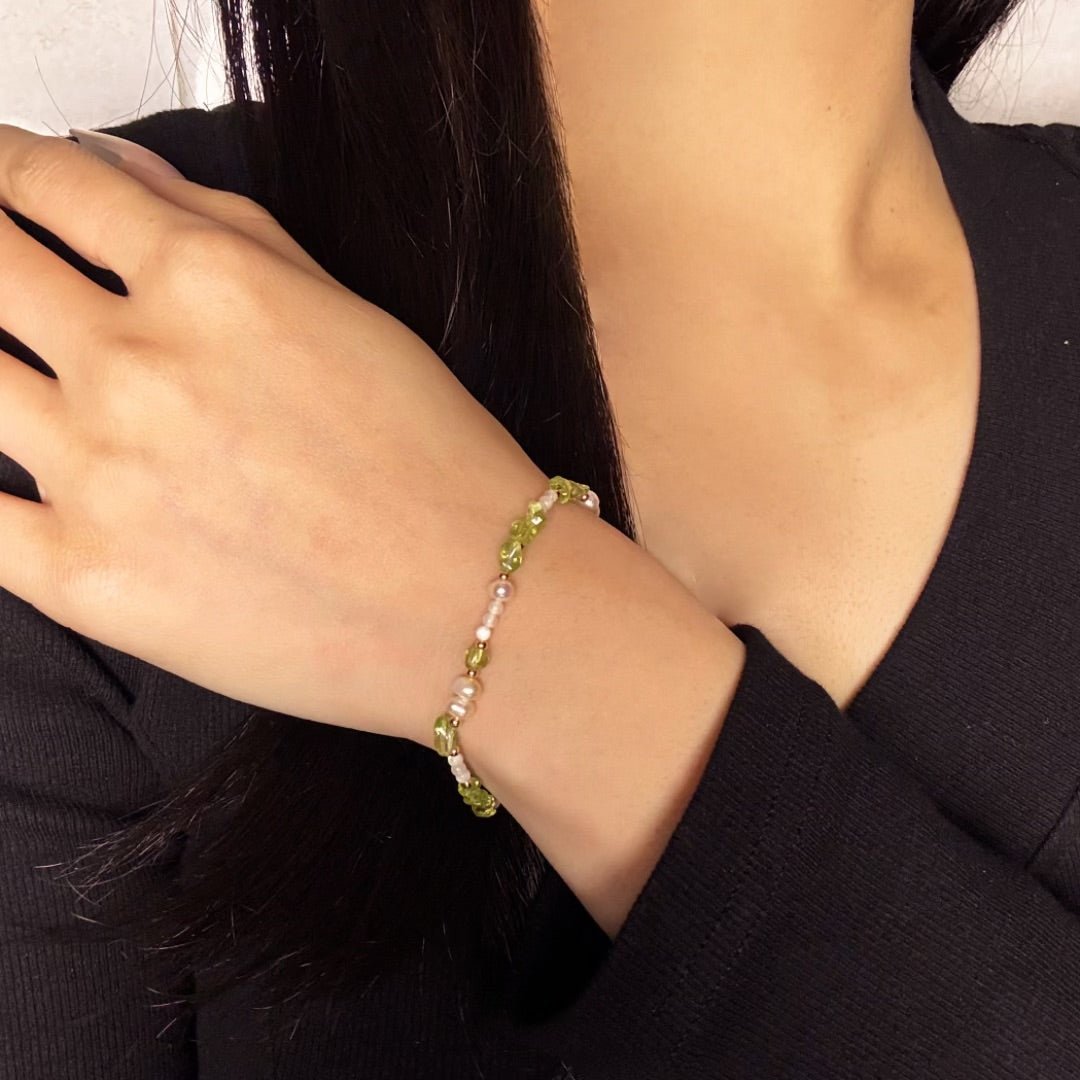 Bracelet Péridot Perles Nacre – Bijou Cadeau Équilibré - Biloria