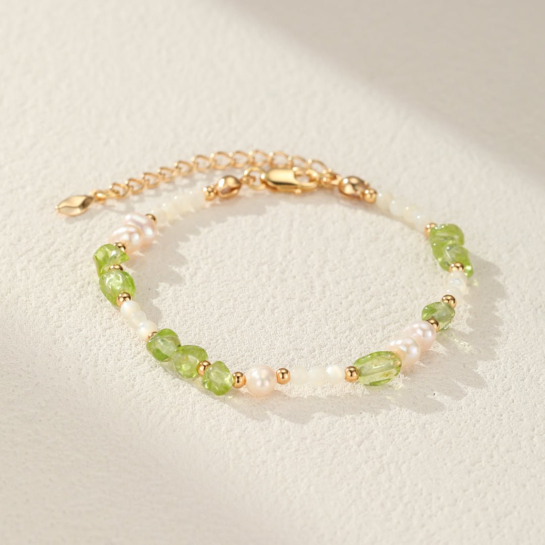 Bracelet Péridot Perles Nacre – Bijou Cadeau Équilibré - Biloria