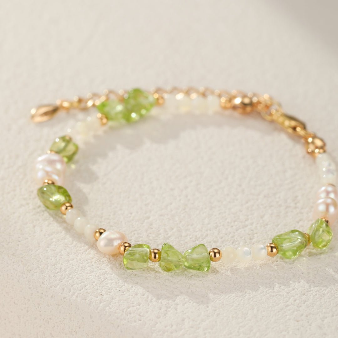 Bracelet Péridot Perles Nacre – Bijou Cadeau Équilibré - Biloria