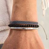 Bracelet Tibétain Trio : Symbole de Résilience et Pierre de Lave - Biloria