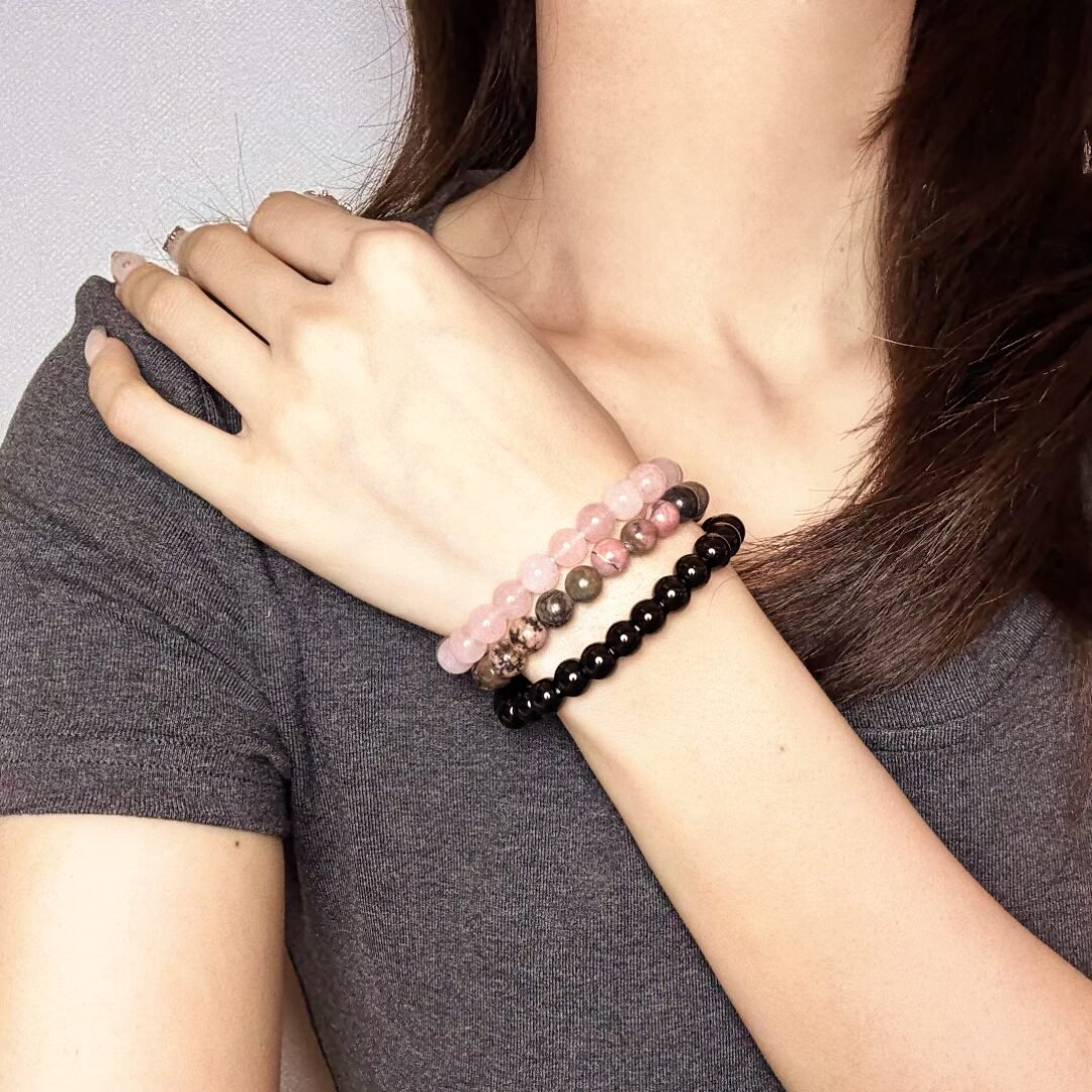Bracelet Trio Onyx Quartz Rose Rhodonite – Protection & Sérénité - Biloria