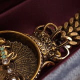 Bracelet Vintage Zircon Roi Grenouille pour une Touche Royale - Biloria