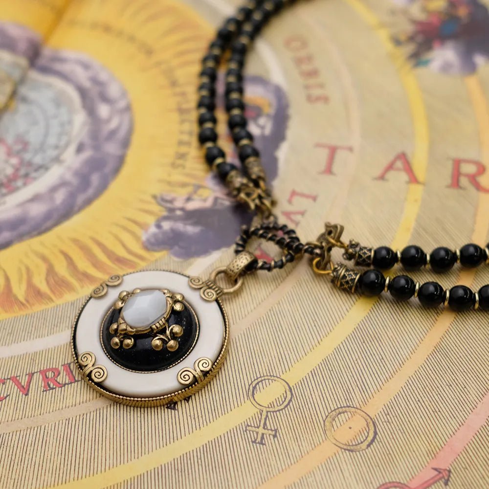 Collier Agate Noire Fleur de Lys Protection - Biloria