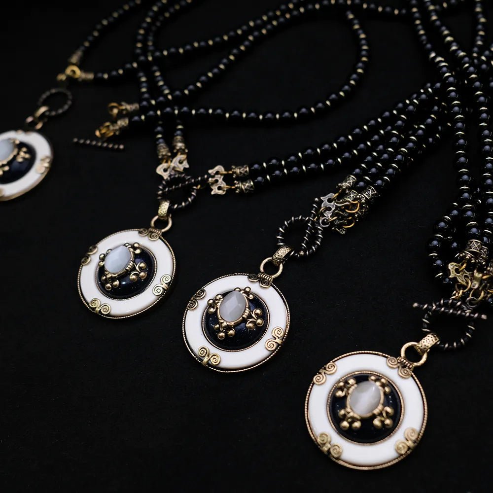 Collier Agate Noire Fleur de Lys Protection - Biloria
