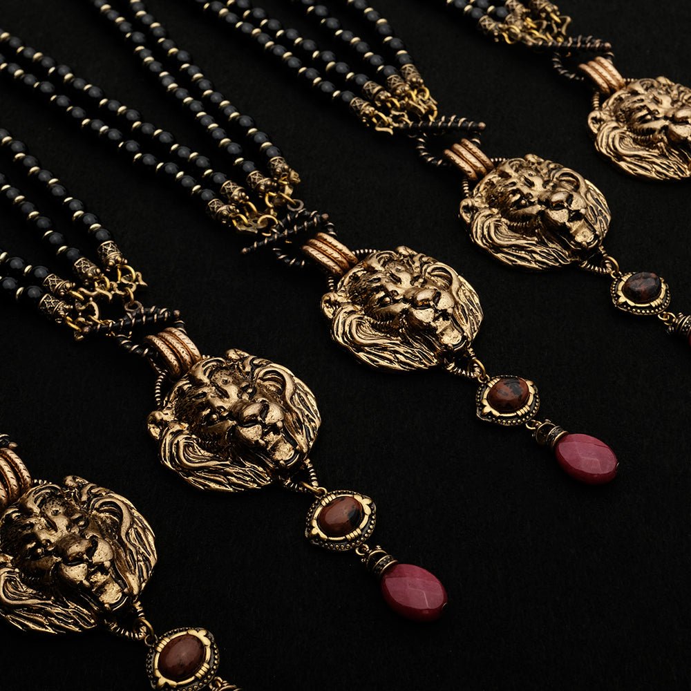 Collier Agate Noire Roi Lion en Laiton et Pierres Naturelles - Biloria
