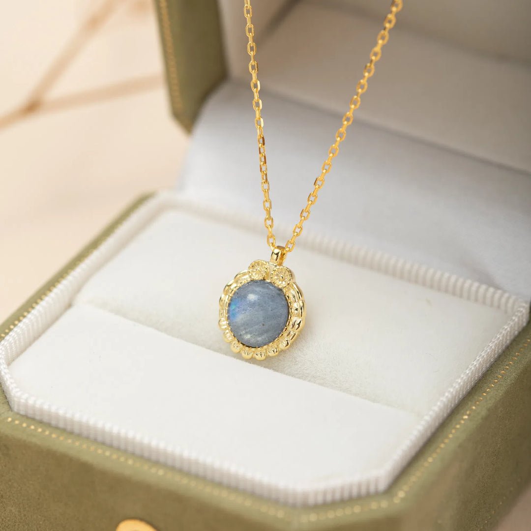 Collier avec Labradorite et Hibou – Argent Plaqué Or, Bijou Spirituel - Biloria