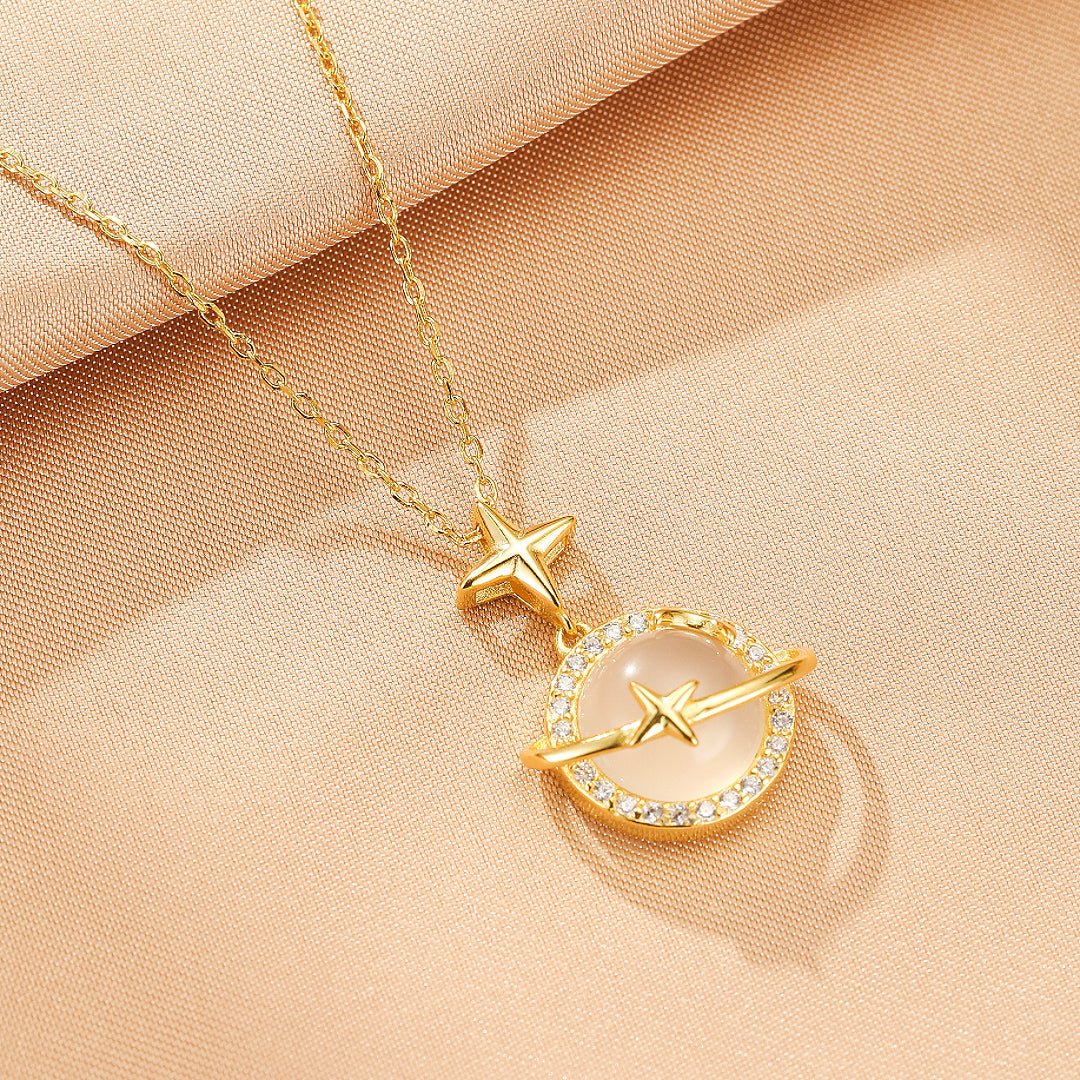 Collier Calcédoine Blanche Céleste - Bijou Étoile Lune - Biloria