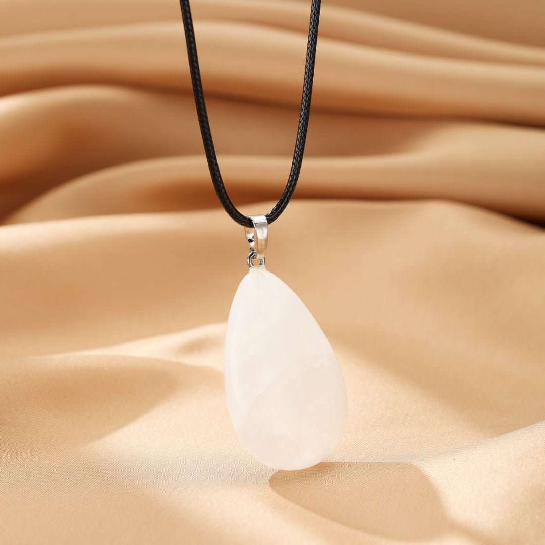 Collier Cristal de Roche Goutte – Clarté et Harmonie - Biloria