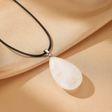 Collier Cristal de Roche Goutte – Clarté et Harmonie - Biloria