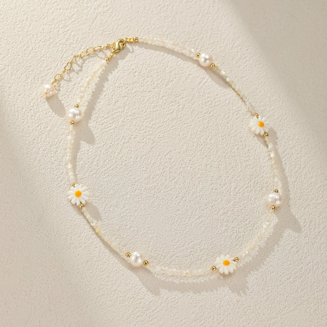 Collier enfant perles fleurs marguerite naissance - Biloria