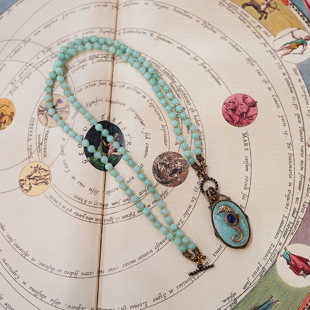 Collier Hippocampe Amazonite Lapis Lazuli Longue Chaîne Réglable - Biloria
