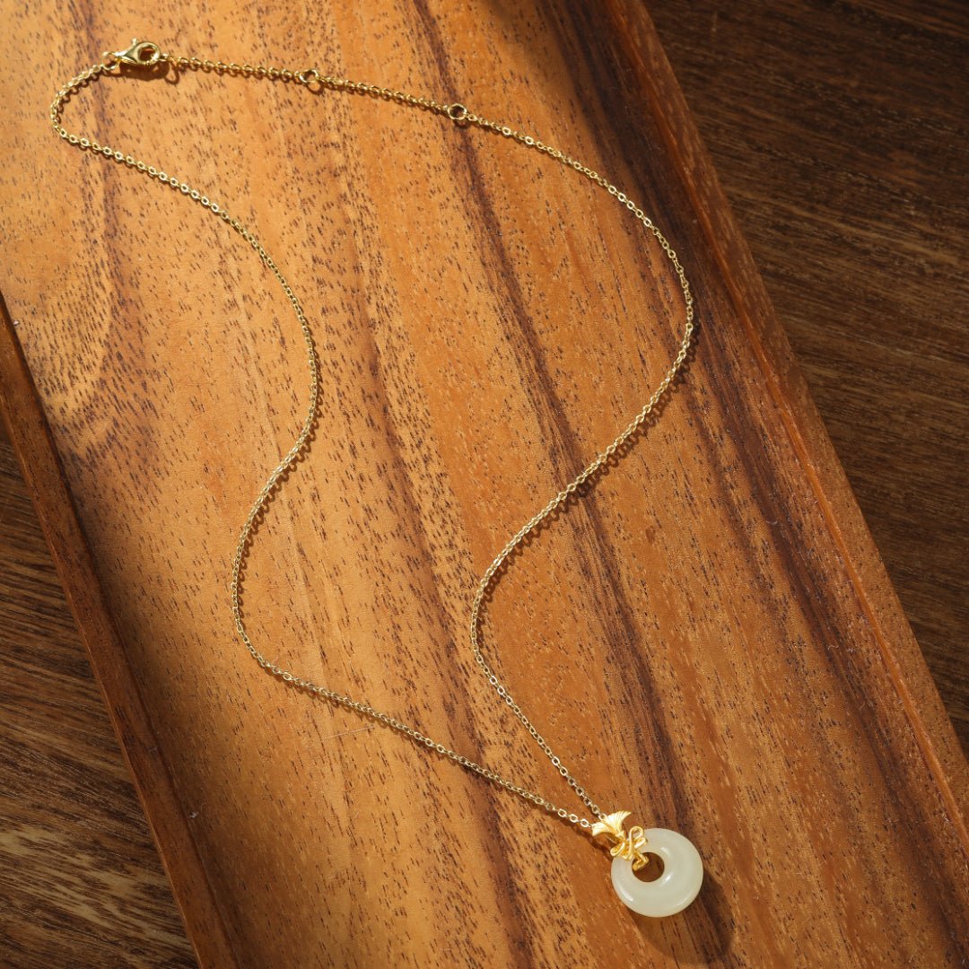 Collier Jade Blanc et Zircon - Grâce d'Œillet Argent Plaqué Or - Biloria