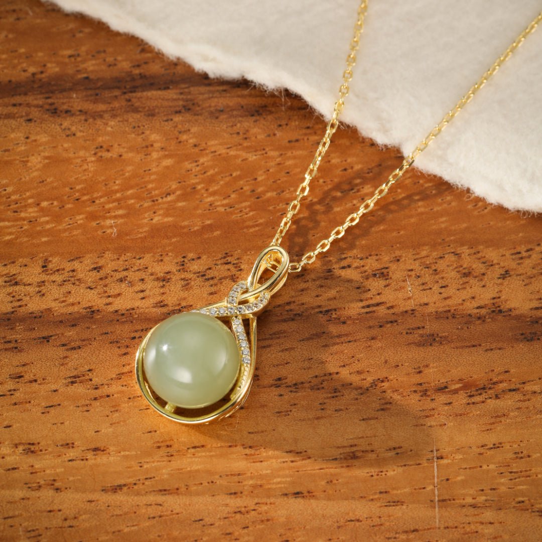 Collier Jade et symbole Infini en Argent plaqué Or - Biloria