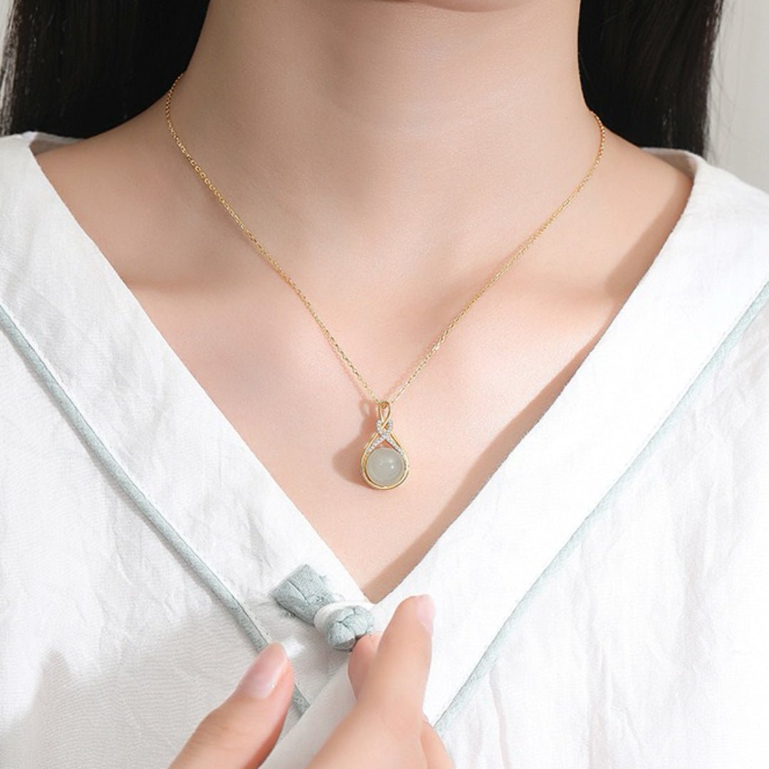 Collier Jade et symbole Infini en Argent plaqué Or - Biloria