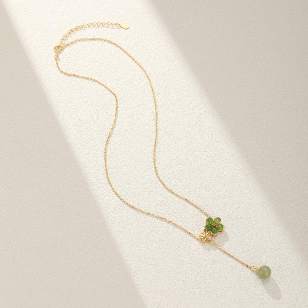 Collier Jade Fleur de Prunier – Argent Plaqué Or, Bijou Zen - Biloria