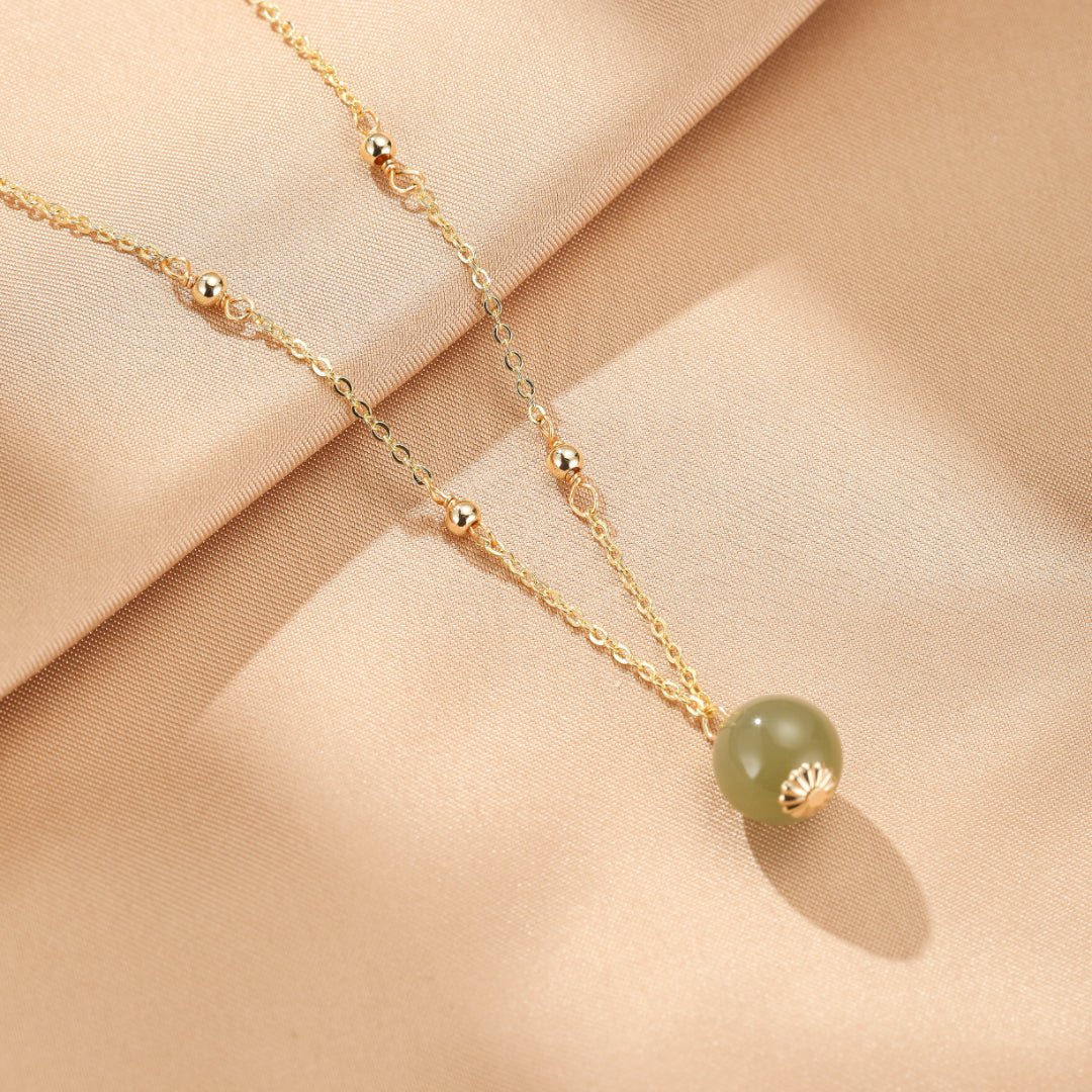 Collier Jade Néphrite, Chaîne Dorée Réglable | Bijou Zen - Biloria