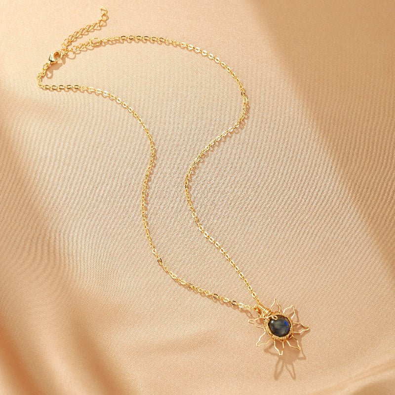 Collier Labradorite Solaire : Force et Intuition Féminines - Biloria