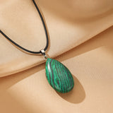 Collier Malachite Goutte - Offrir un Bijou de Transformation - Biloria
