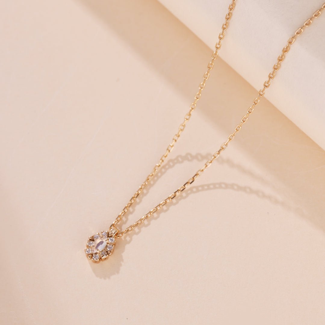 Collier Opale Blanche Brume Étoilée Argent Plaqué Or - Biloria
