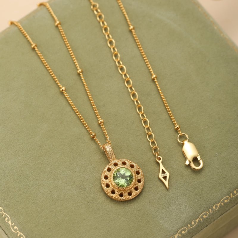 Collier Péridot Rond Argent Plaqué Or – Protection et Sérénité - Biloria