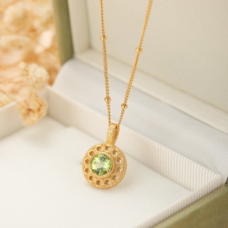 Collier Péridot Rond Argent Plaqué Or – Protection et Sérénité - Biloria