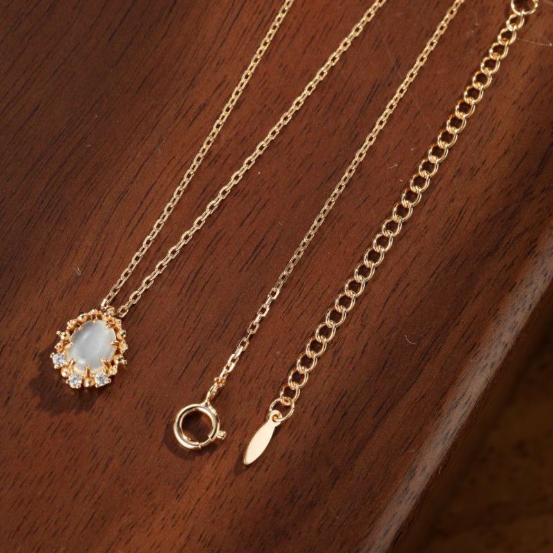 Collier Pierre de Lune Argent Plaqué Or pour la Sérénité - Biloria