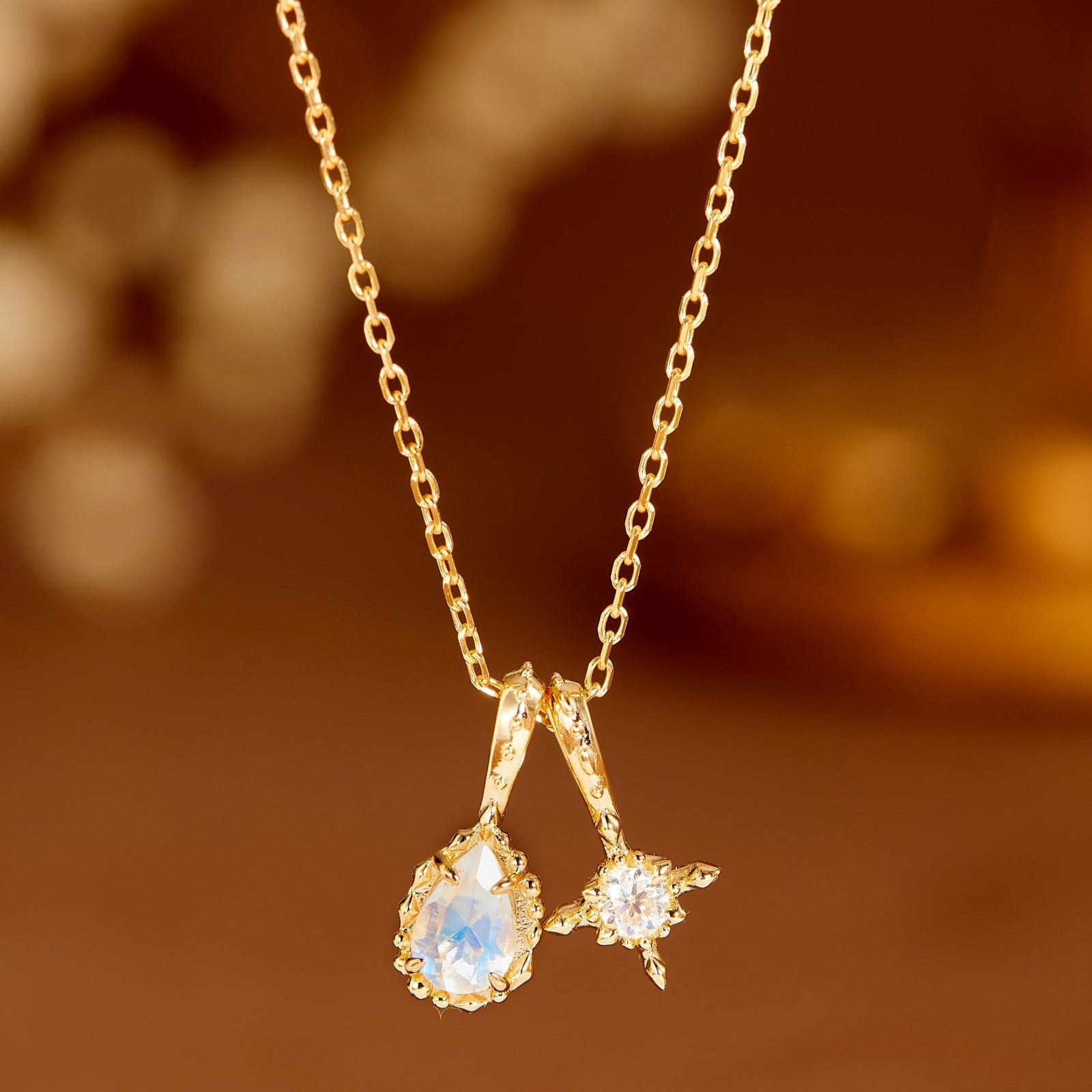 Collier Pierre de Lune Moissanite Rêve Étoilé Argent Plaqué Or - Biloria