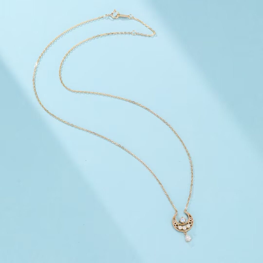 Collier Pierre de Lune Nacre Perle Zircon – Argent Plaqué Or - Biloria