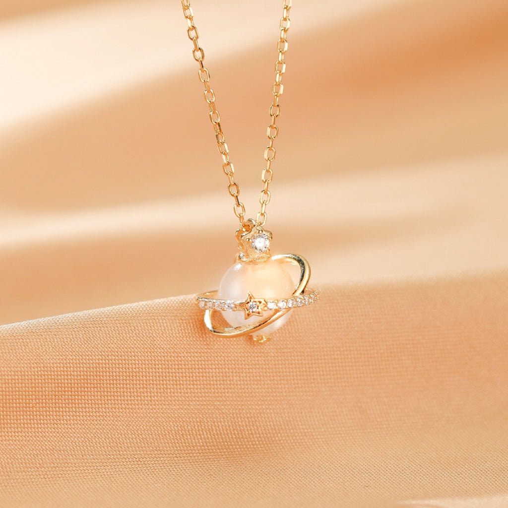 Collier Pierre de Lune Orbite Céleste en Argent Plaqué Or - Biloria